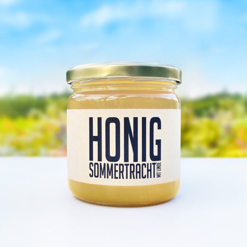 Sommertracht mit Linde (cremig)