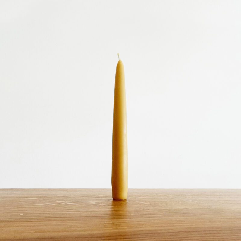 Tafelkerze aus Bienenwachs