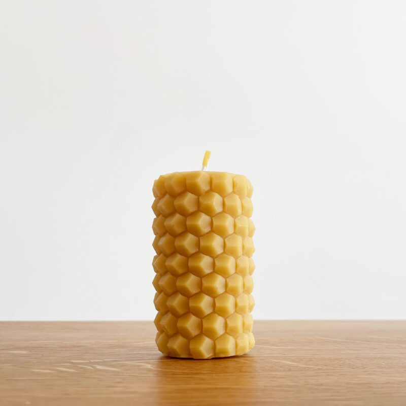Wabenkerze aus Bienenwachs